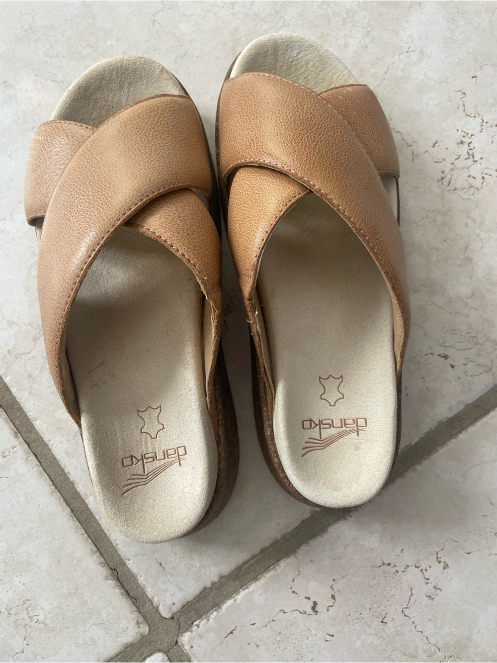 Dansko Tan Leather Crisscross Slip-On platform Mules - Picture 3 of 6